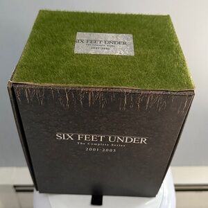 Six Feet Under Complete Series Box Set